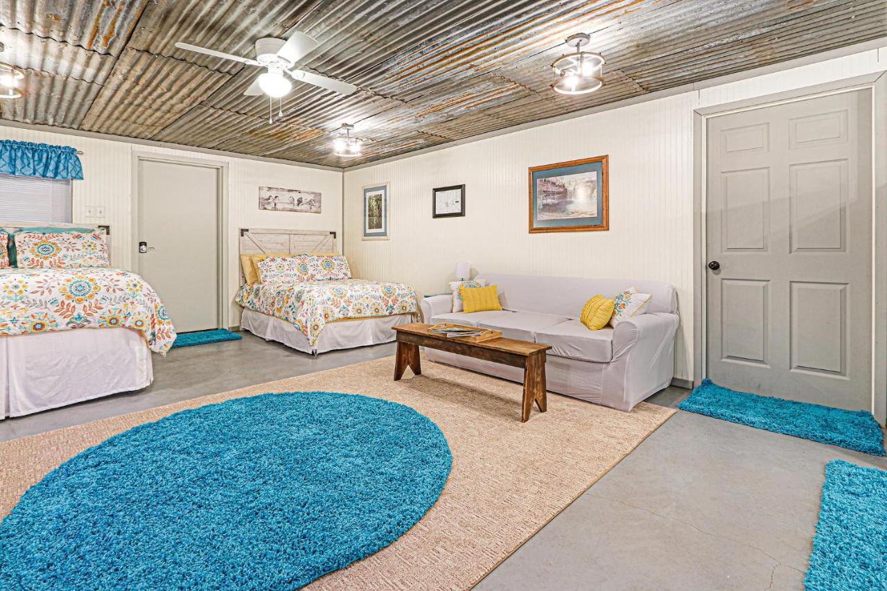 Come On Inn Wimberley Exterior foto